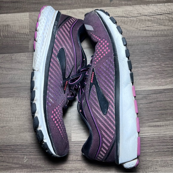 Brooks Ghost 12 Womens Size 10.5 Purple Black Running Shoes Sneakers 1203051B063 - Picture 4 of 6